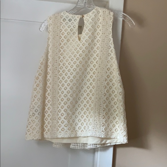 Lace A line Blouse - Picture 4 of 4